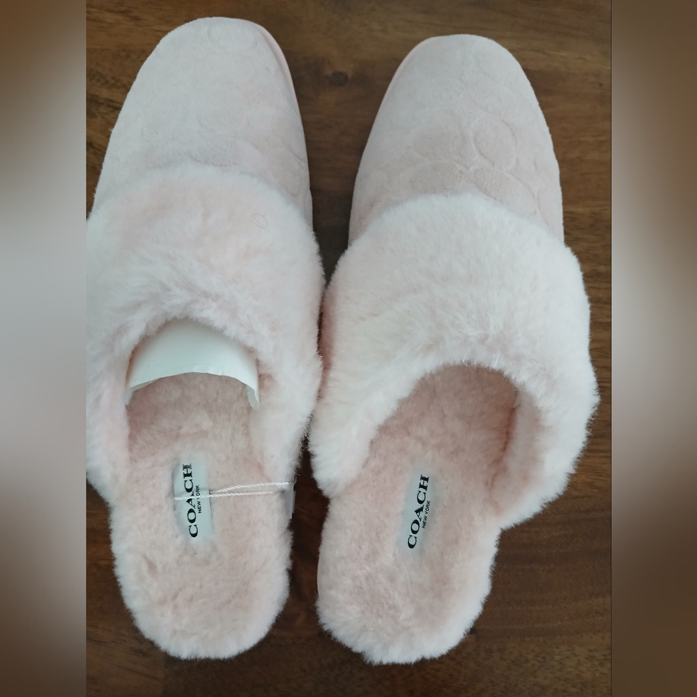 Coach NWT Size 10B Signature Candy Pink Sherpa Mule Suede Slippers CCX65 - Picture 2 of 6